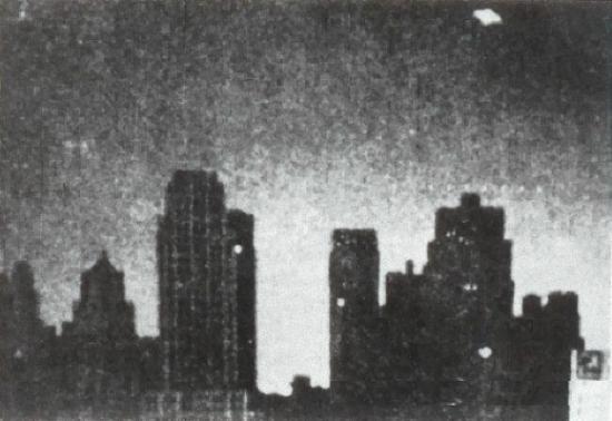 1965-Manhattan-New-York-USA-November-9-ovni