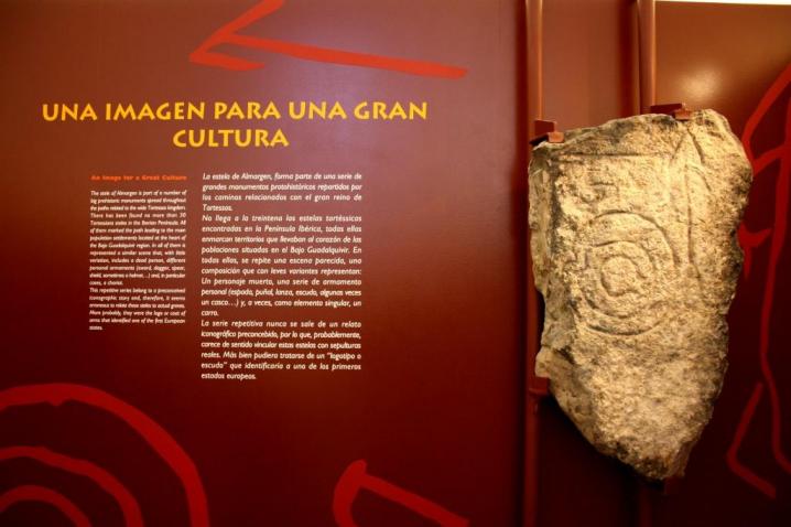 Estela decorada del guerrero