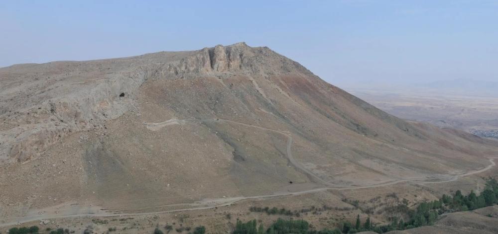 Grotteiran2
