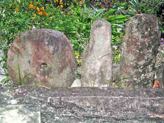Monolithes2