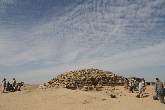 Une nouvelle pyramide égyptienne de 4600 ans excavée